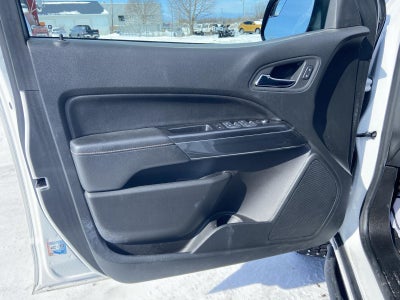 2022 GMC Canyon 4WD AT4 w/Leather