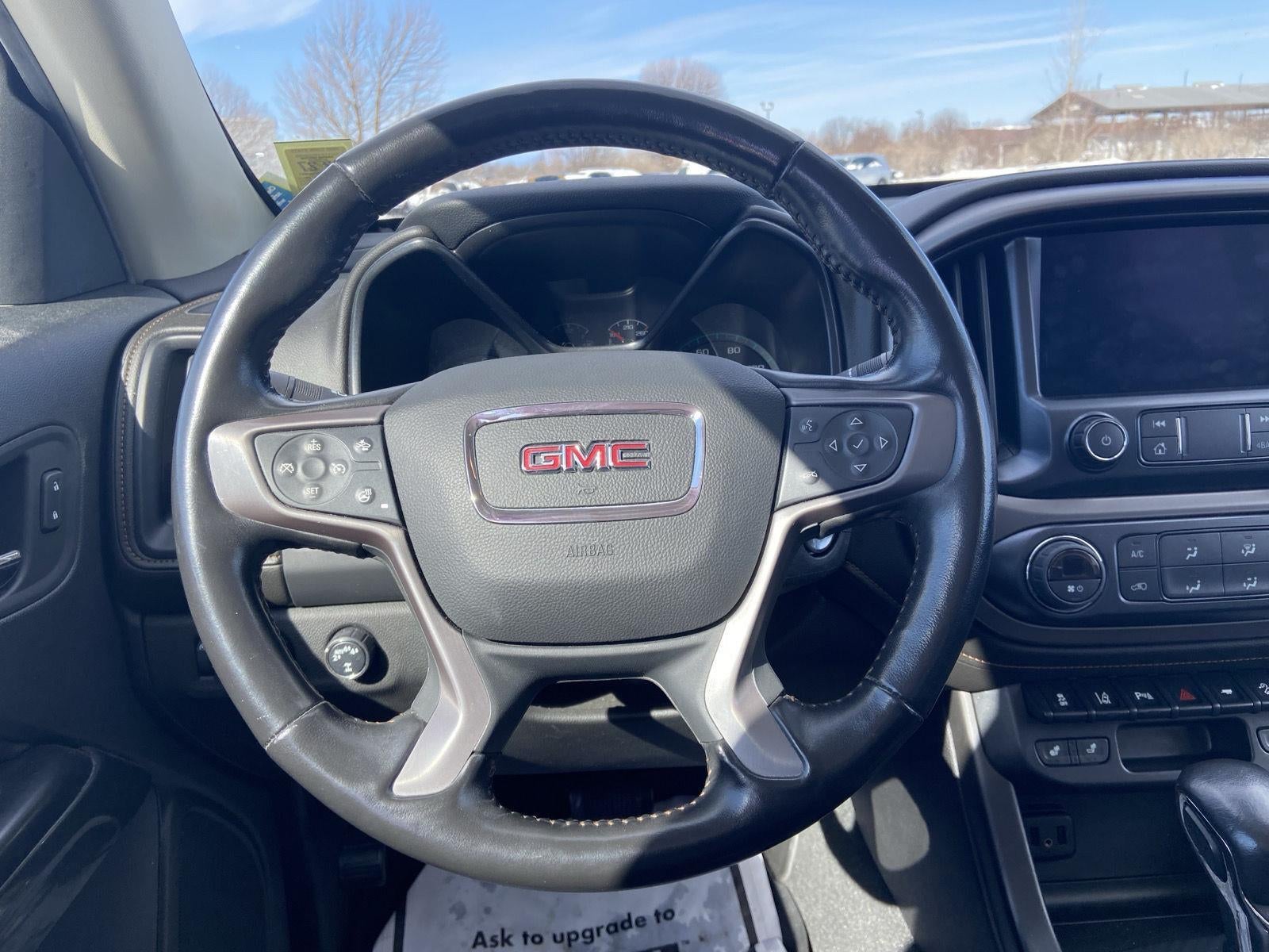 2022 GMC Canyon 4WD AT4 w/Leather