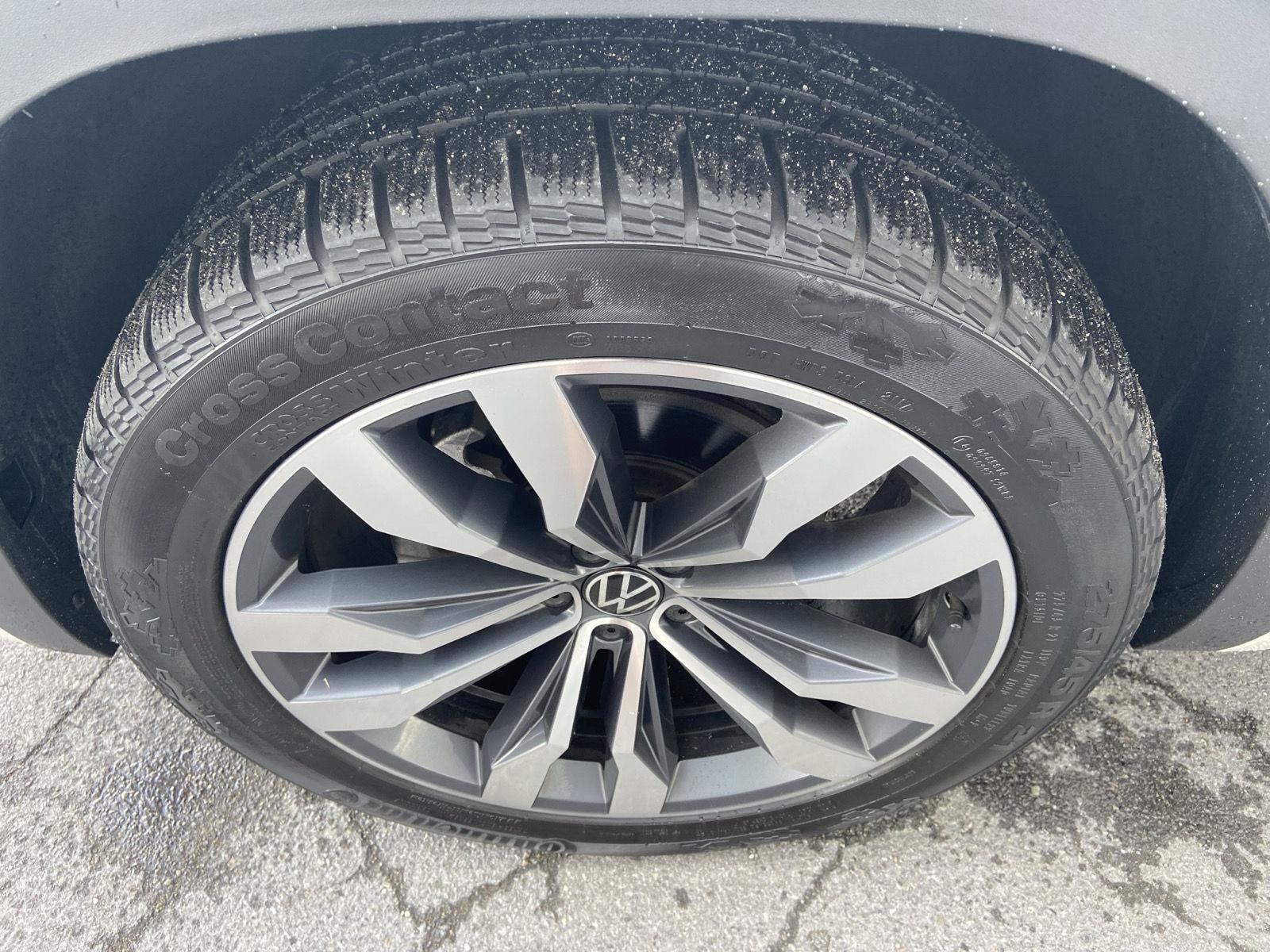 2023 Volkswagen Atlas Cross Sport 3.6L V6 SEL Premium R-Line