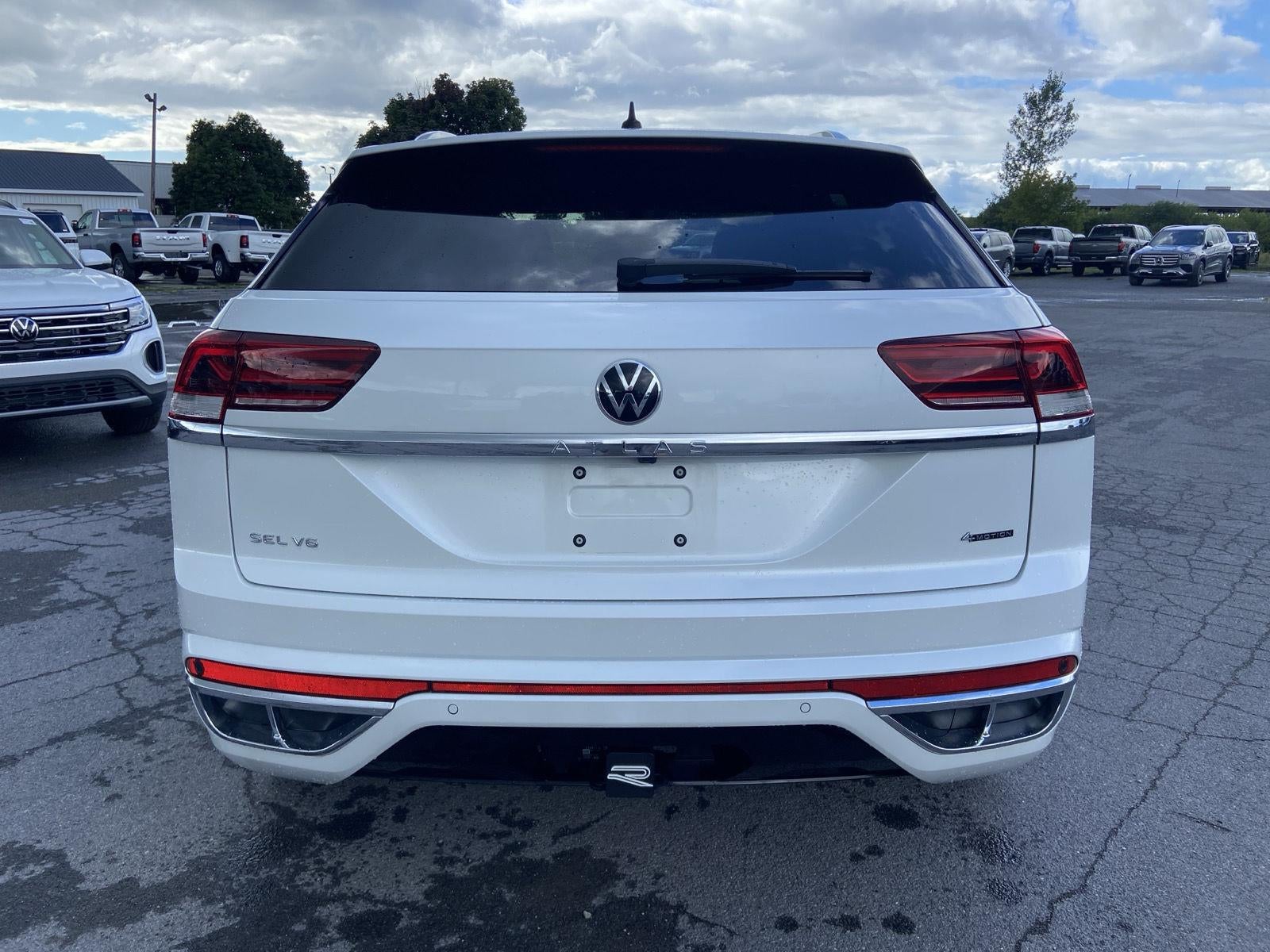 2023 Volkswagen Atlas Cross Sport 3.6L V6 SEL Premium R-Line