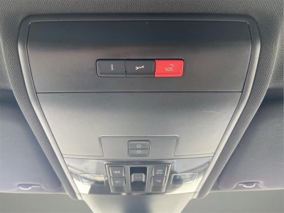 2022 Volkswagen Atlas Cross Sport 3.6L V6 SEL Premium R-Line