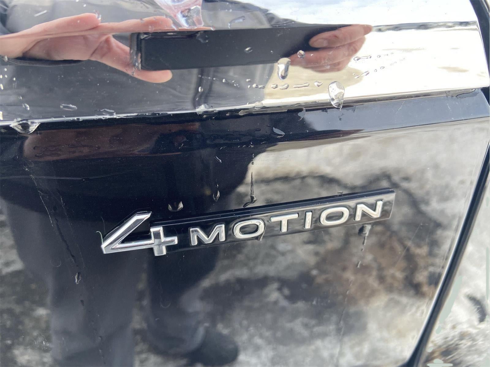 2023 Volkswagen Atlas 3.6L V6 SEL Premium R-Line