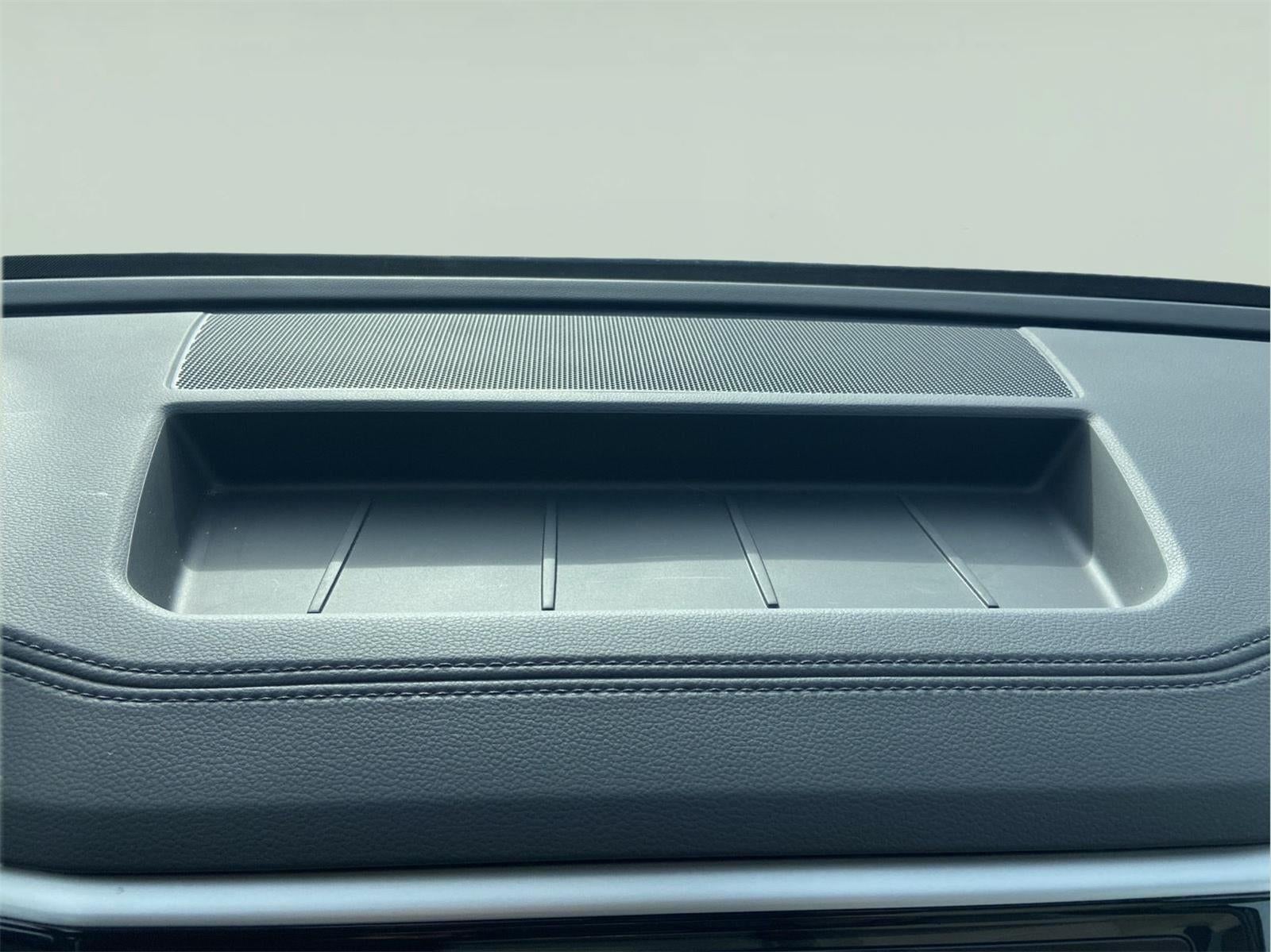 2023 Volkswagen Atlas 3.6L V6 SEL Premium R-Line