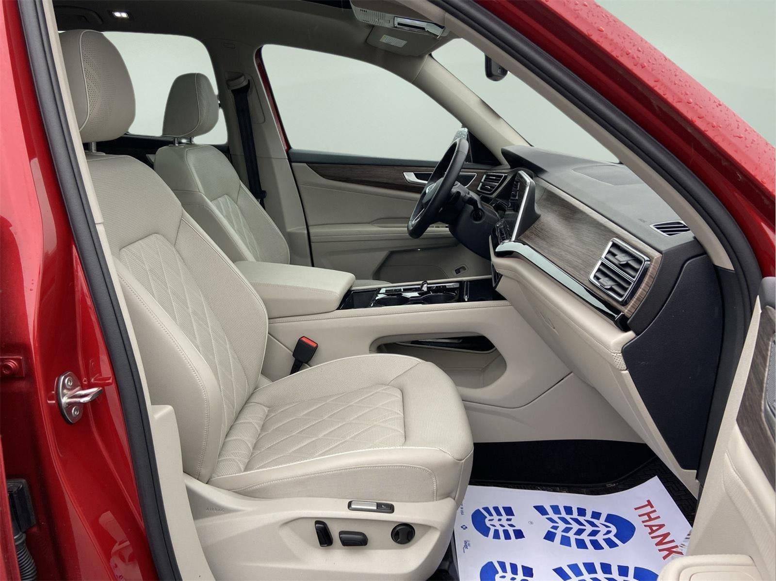 2025 Volkswagen Atlas 2.0T SEL Premium R-Line