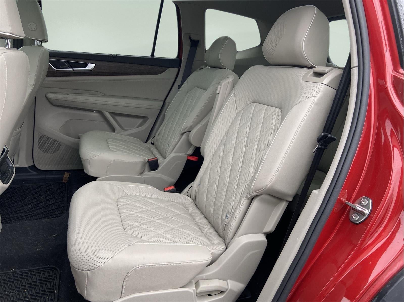 2025 Volkswagen Atlas 2.0T SEL Premium R-Line