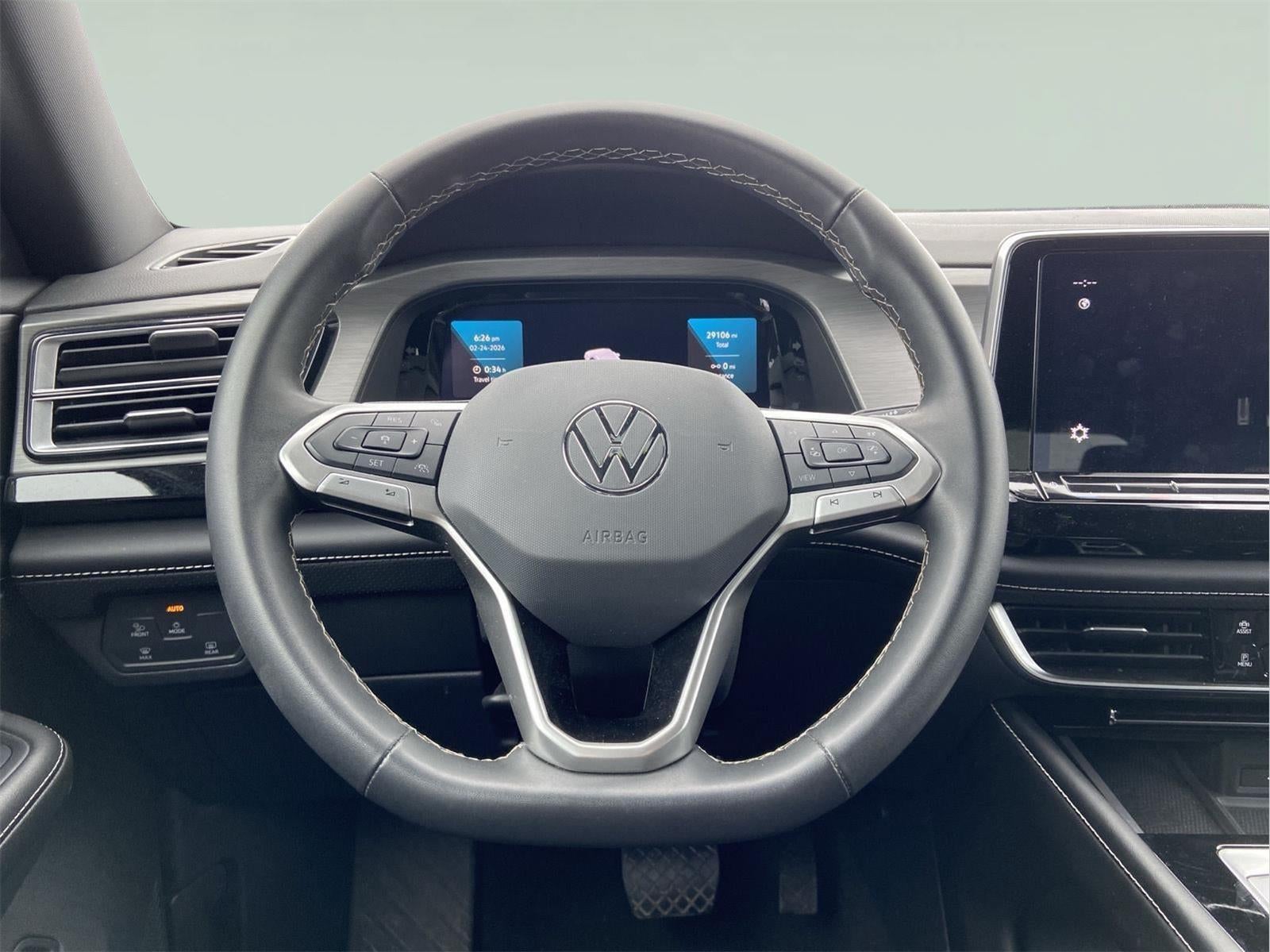 2024 Volkswagen Atlas Cross Sport 2.0T SE w/Technology