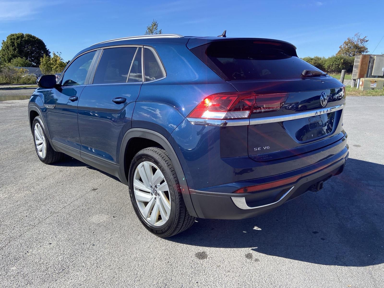 2022 Volkswagen Atlas Cross Sport 3.6L V6 SE w/Technology
