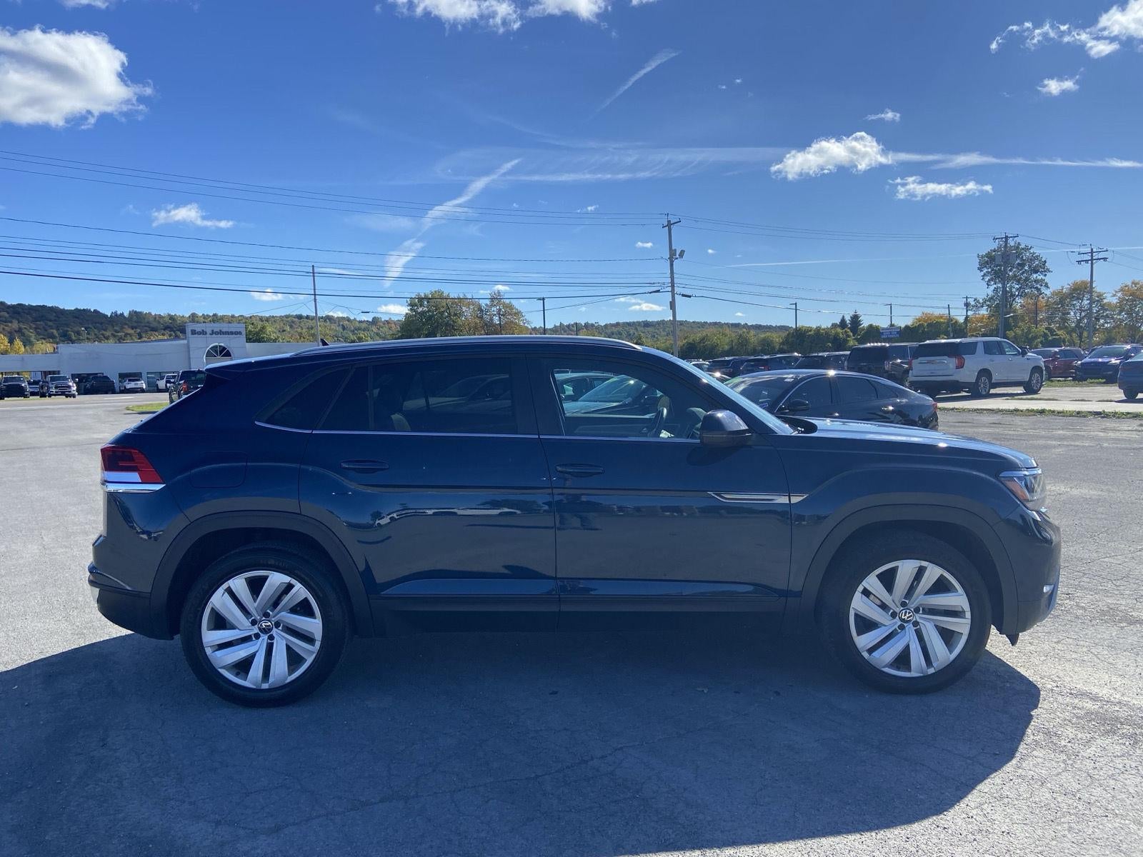 2022 Volkswagen Atlas Cross Sport 3.6L V6 SE w/Technology