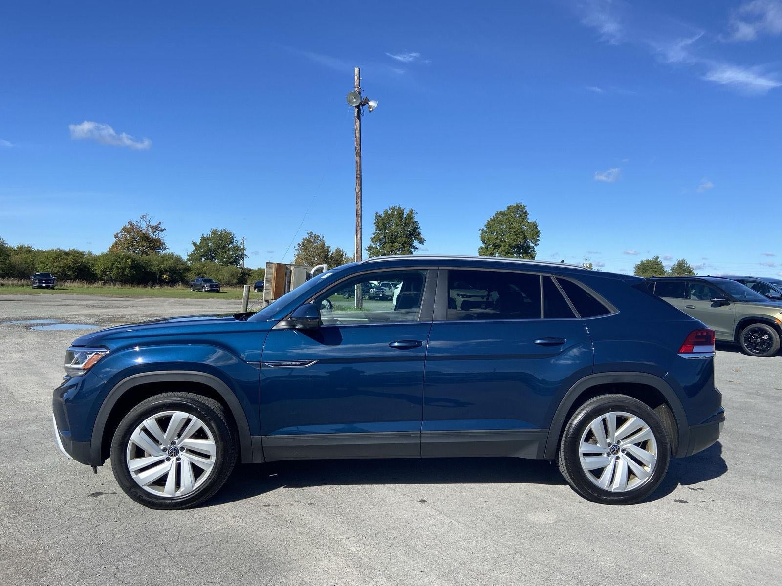 2022 Volkswagen Atlas Cross Sport 3.6L V6 SE w/Technology