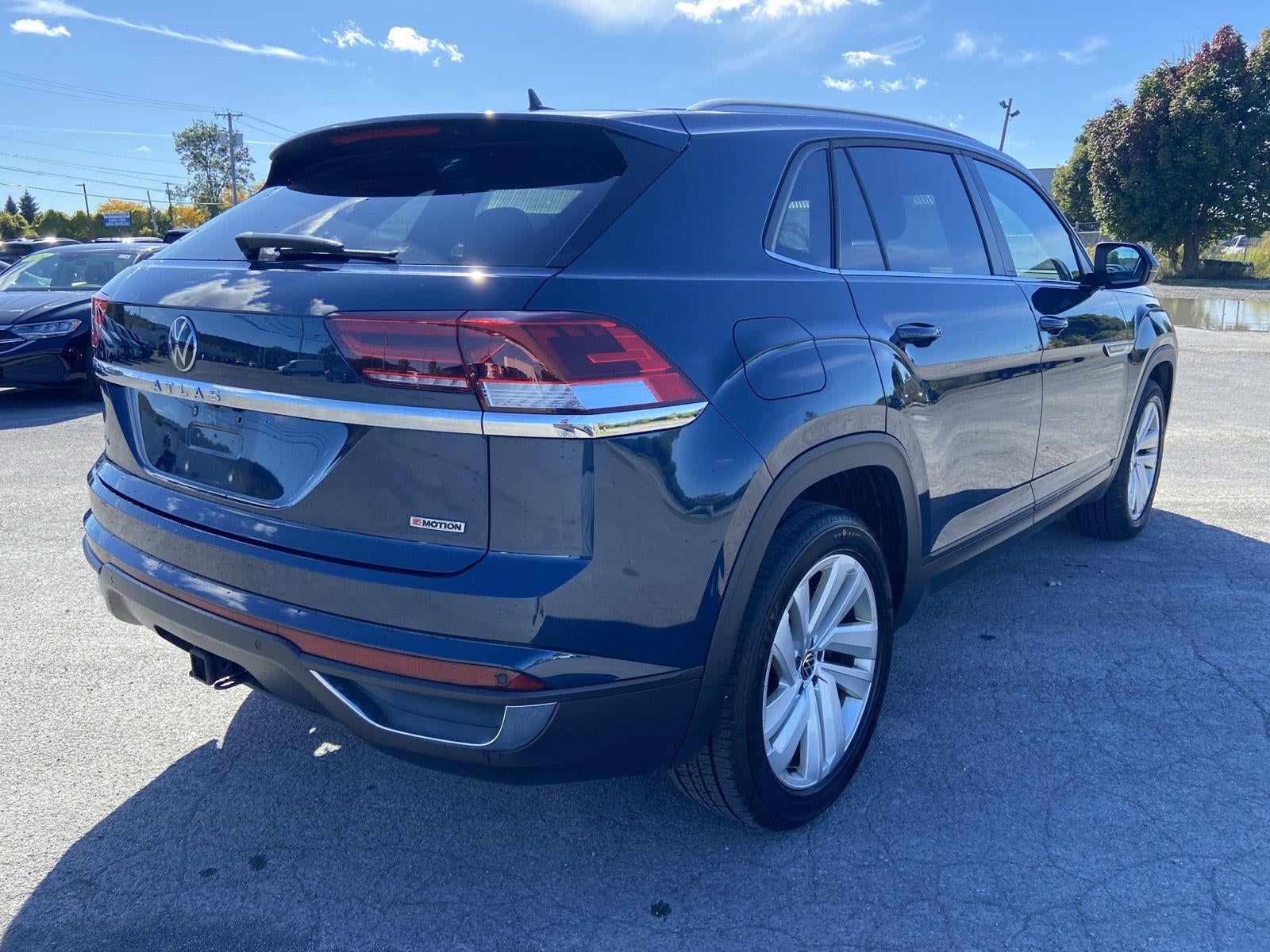 2022 Volkswagen Atlas Cross Sport 3.6L V6 SE w/Technology