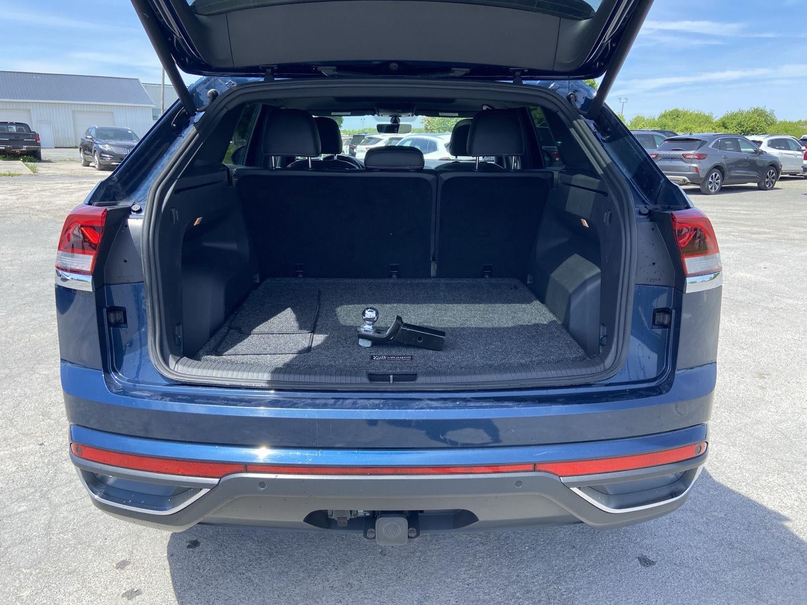 2022 Volkswagen Atlas Cross Sport 3.6L V6 SE w/Technology