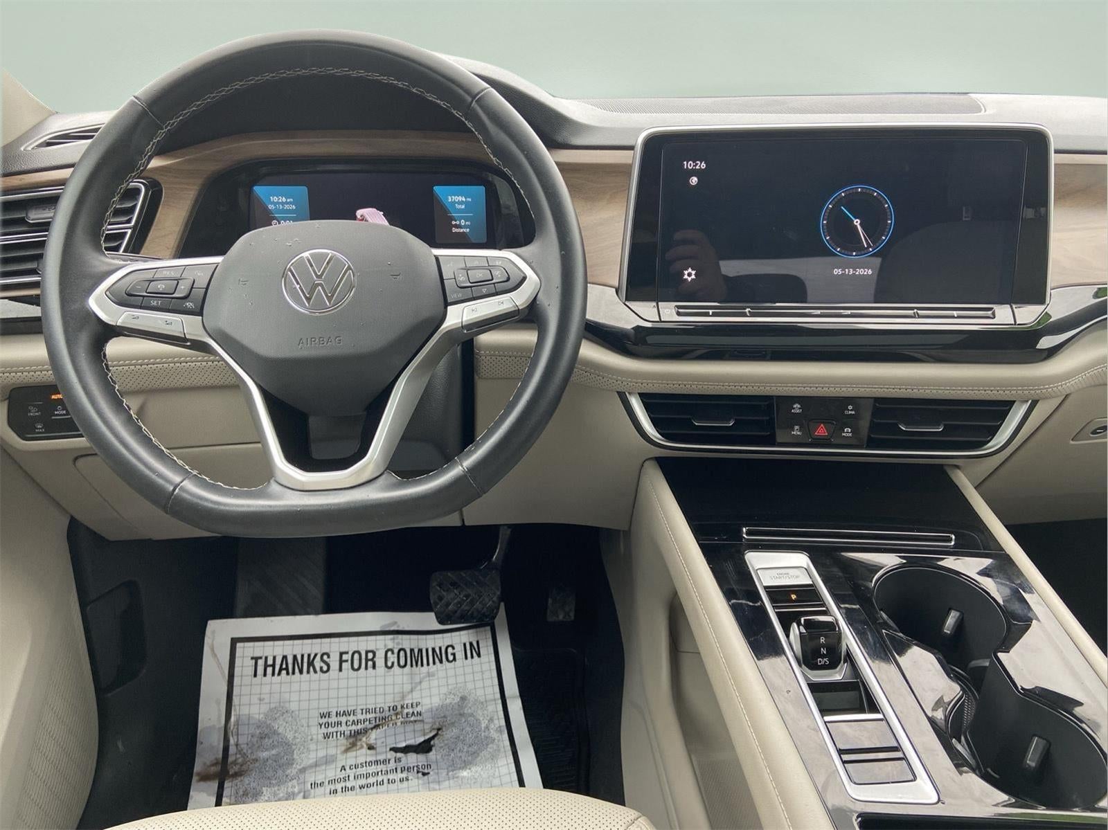 2024 Volkswagen Atlas 2.0T SE w/Technology