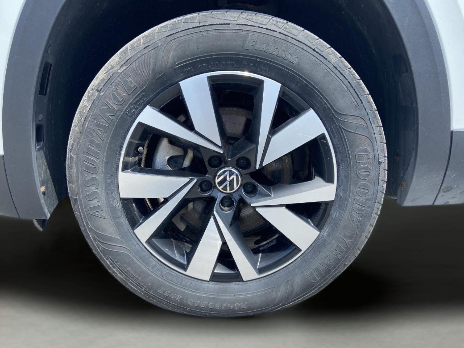 2023 Volkswagen Atlas Cross Sport 2.0T SE