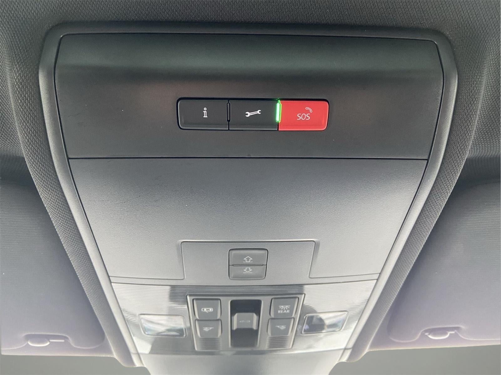 2022 Volkswagen Atlas Cross Sport 3.6L V6 SEL R-Line