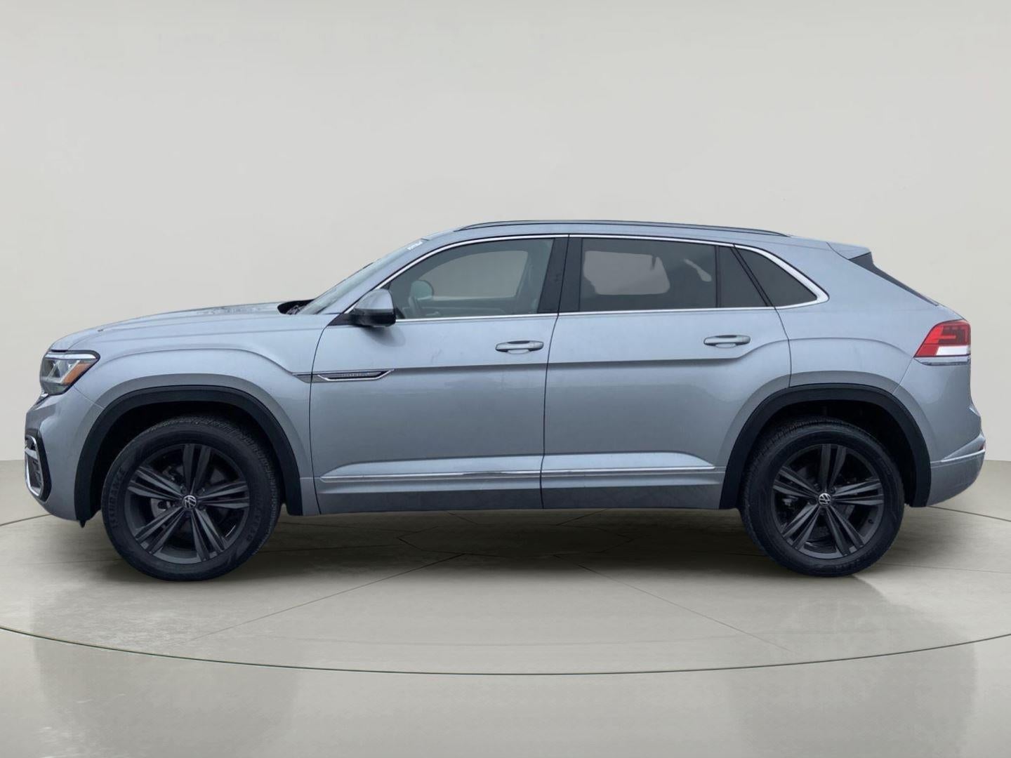 2022 Volkswagen Atlas Cross Sport 3.6L V6 SEL R-Line