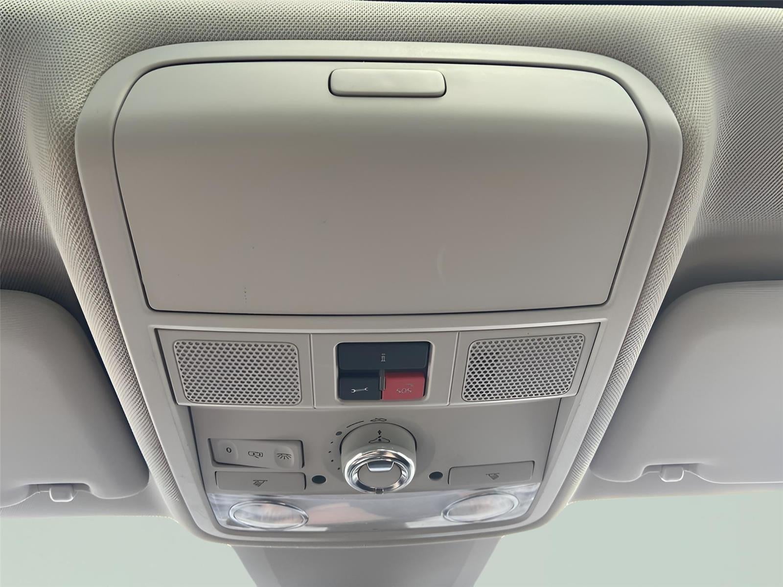 2018 Volkswagen Passat 2.0T SEL Premium