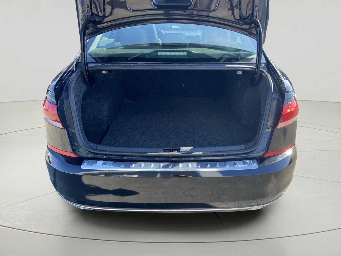 2021 Volkswagen Passat 2.0T SE