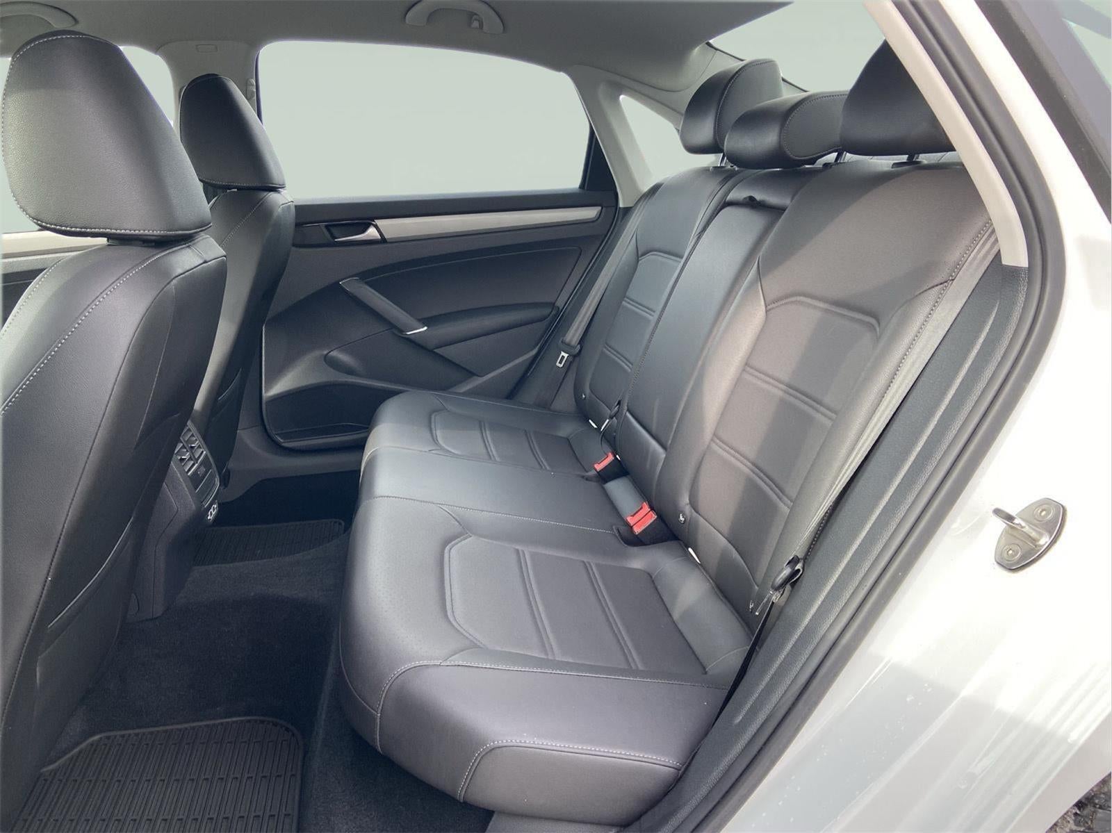 2020 Volkswagen Passat 2.0T SE