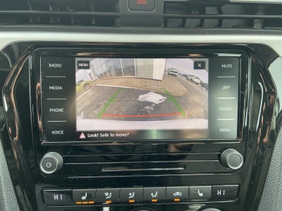 2020 Volkswagen Passat 2.0T SE