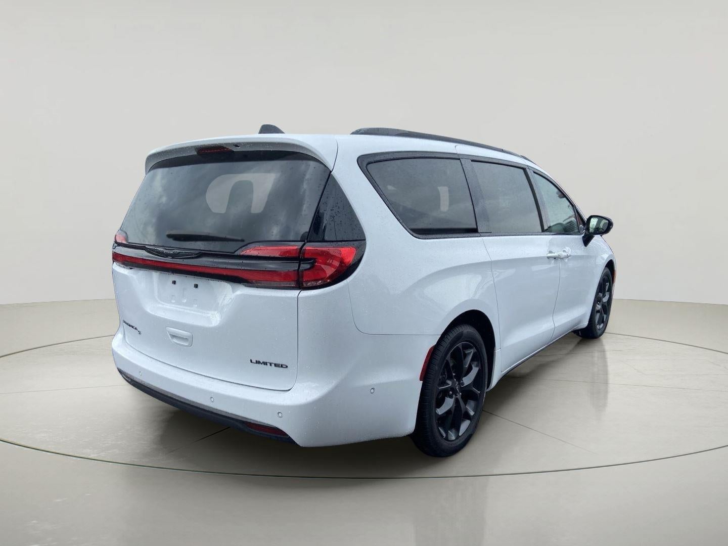 2024 Chrysler Pacifica Limited