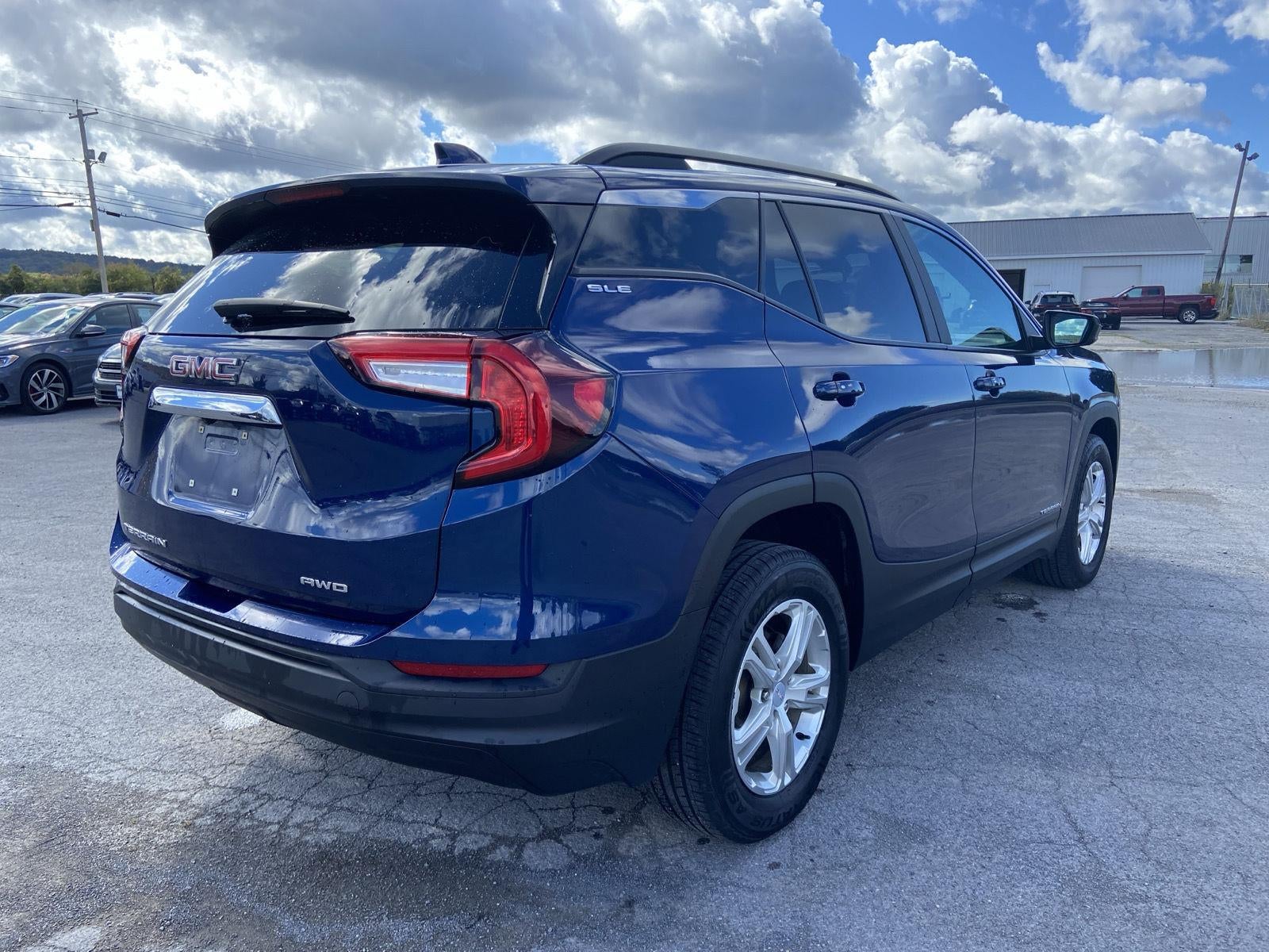 2022 GMC Terrain SLE