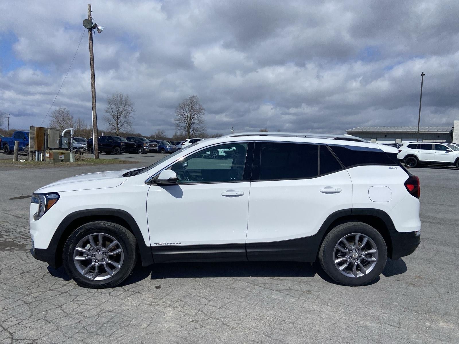 2022 GMC Terrain SLT