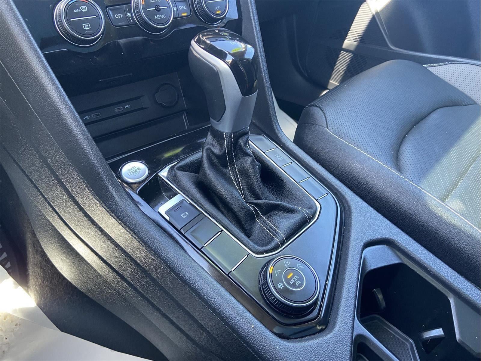 2024 Volkswagen Taos SEL