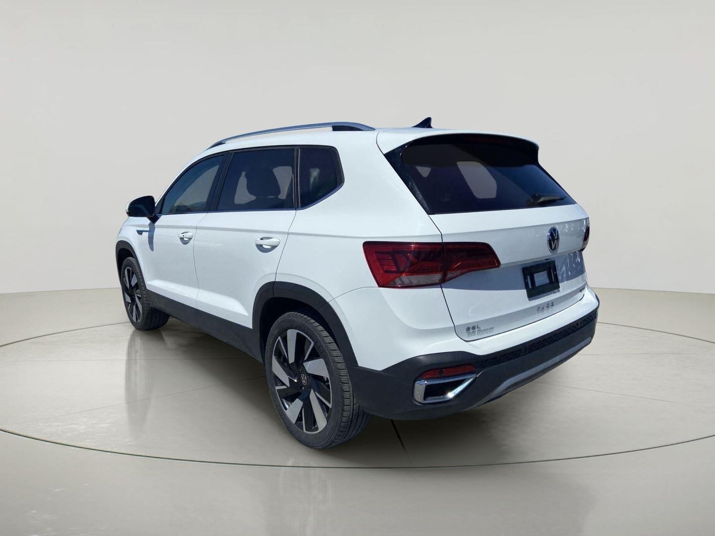 2024 Volkswagen Taos SEL