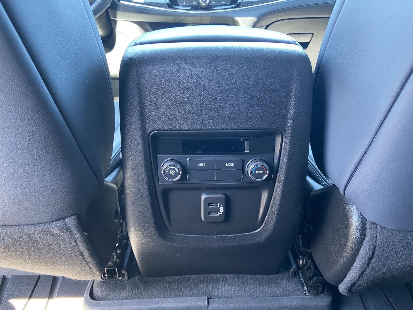 2024 Buick Enclave Essence