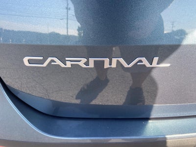2023 Kia Carnival EX