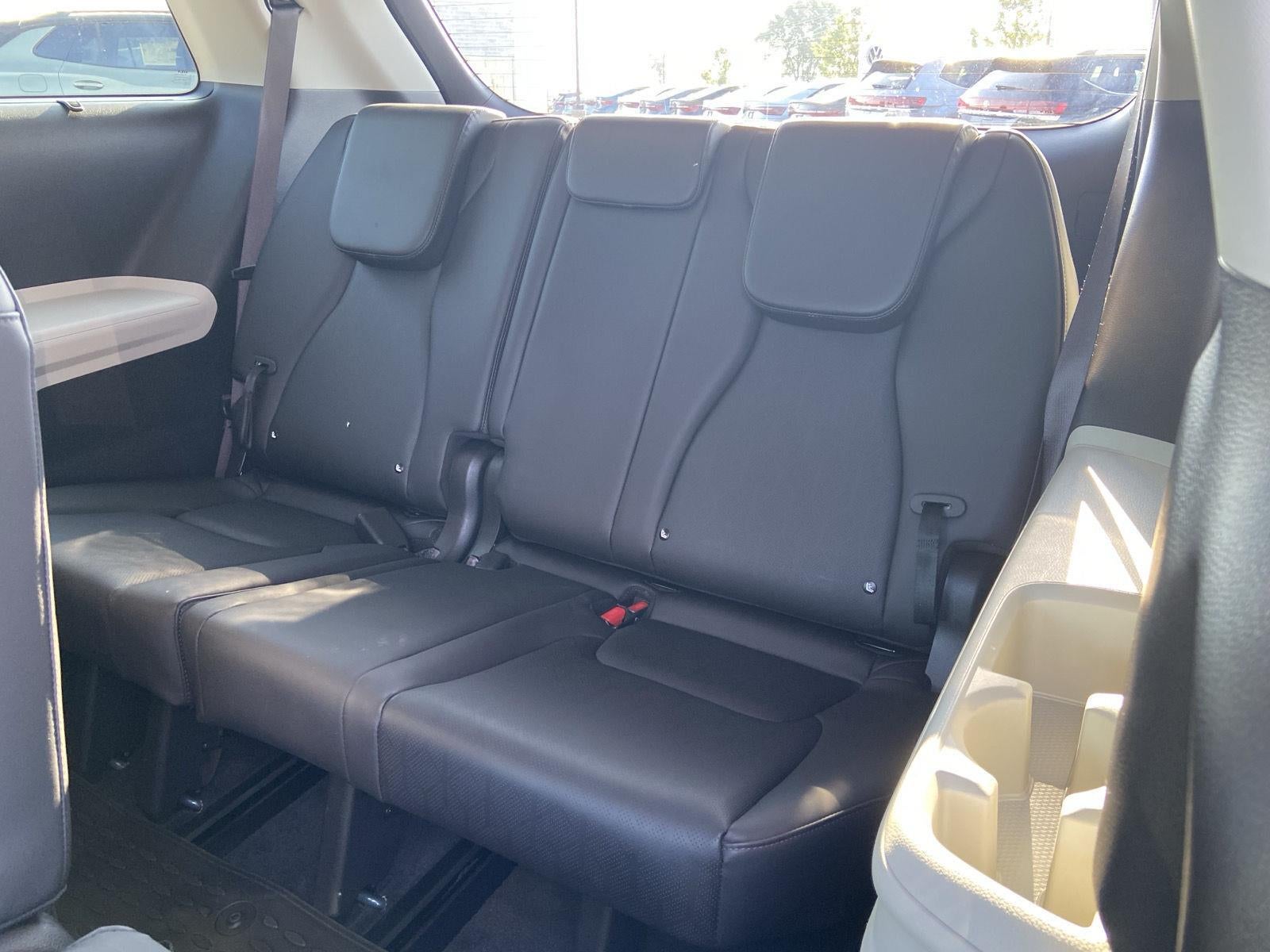 2023 Kia Carnival EX