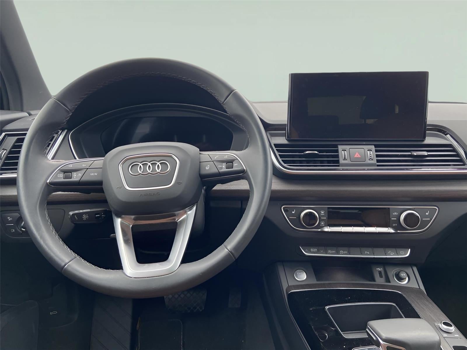 2025 Audi Q5 Premium