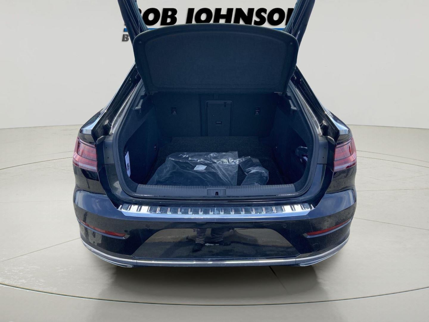 2023 Volkswagen Arteon SEL R-Line