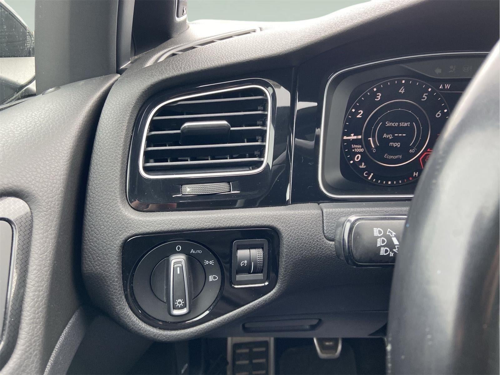 2019 Volkswagen Golf R 2.0T Manual w/DCC/Nav