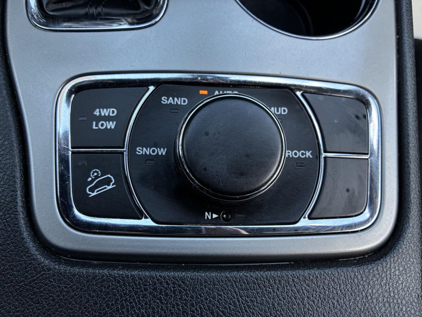 2020 Jeep Grand Cherokee Laredo E