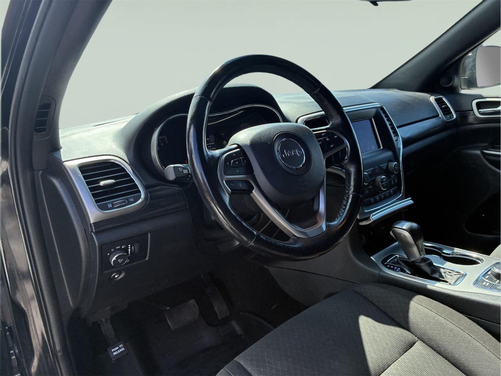 2020 Jeep Grand Cherokee Laredo E