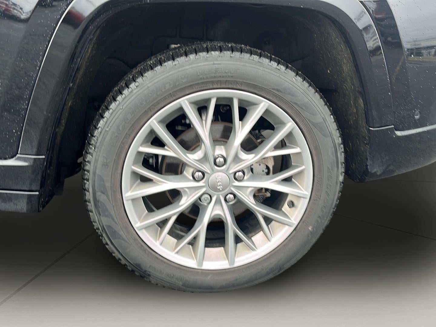 2023 Jeep Grand Cherokee Summit