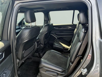 2022 Jeep Grand Cherokee L Altitude