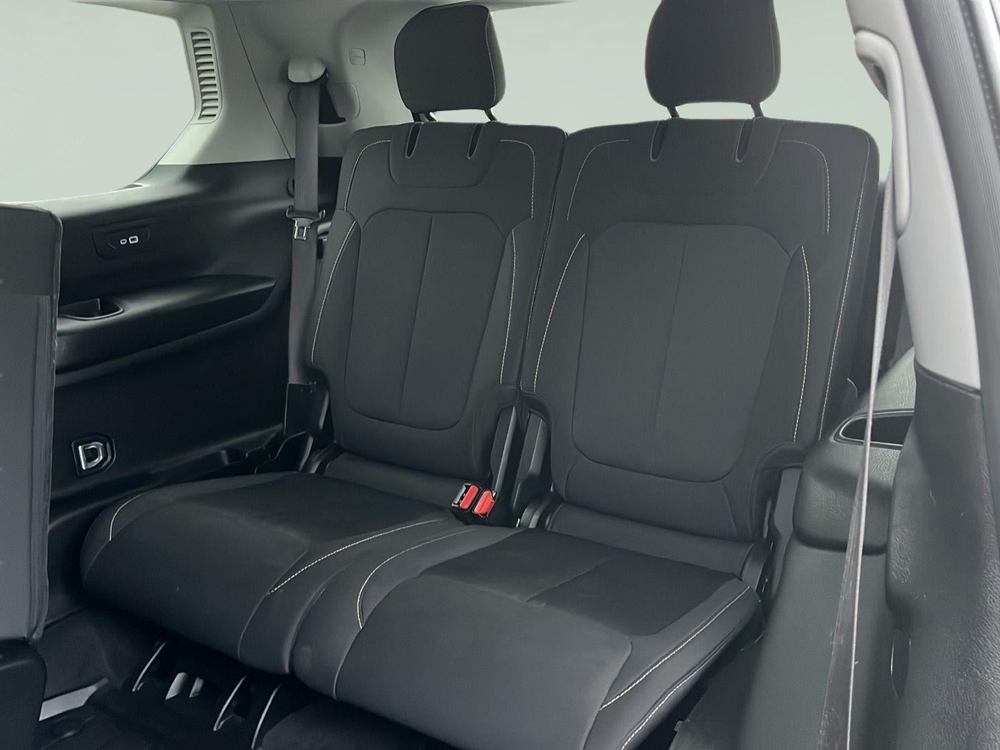 2021 Jeep Grand Cherokee L Laredo