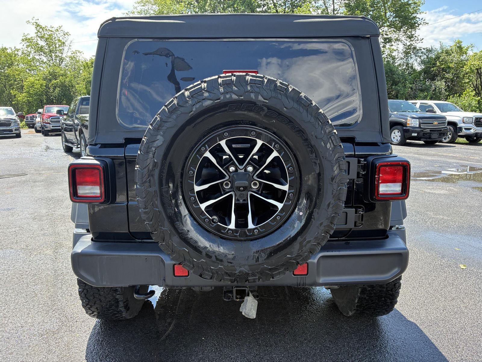 2025 Jeep Wrangler Willys