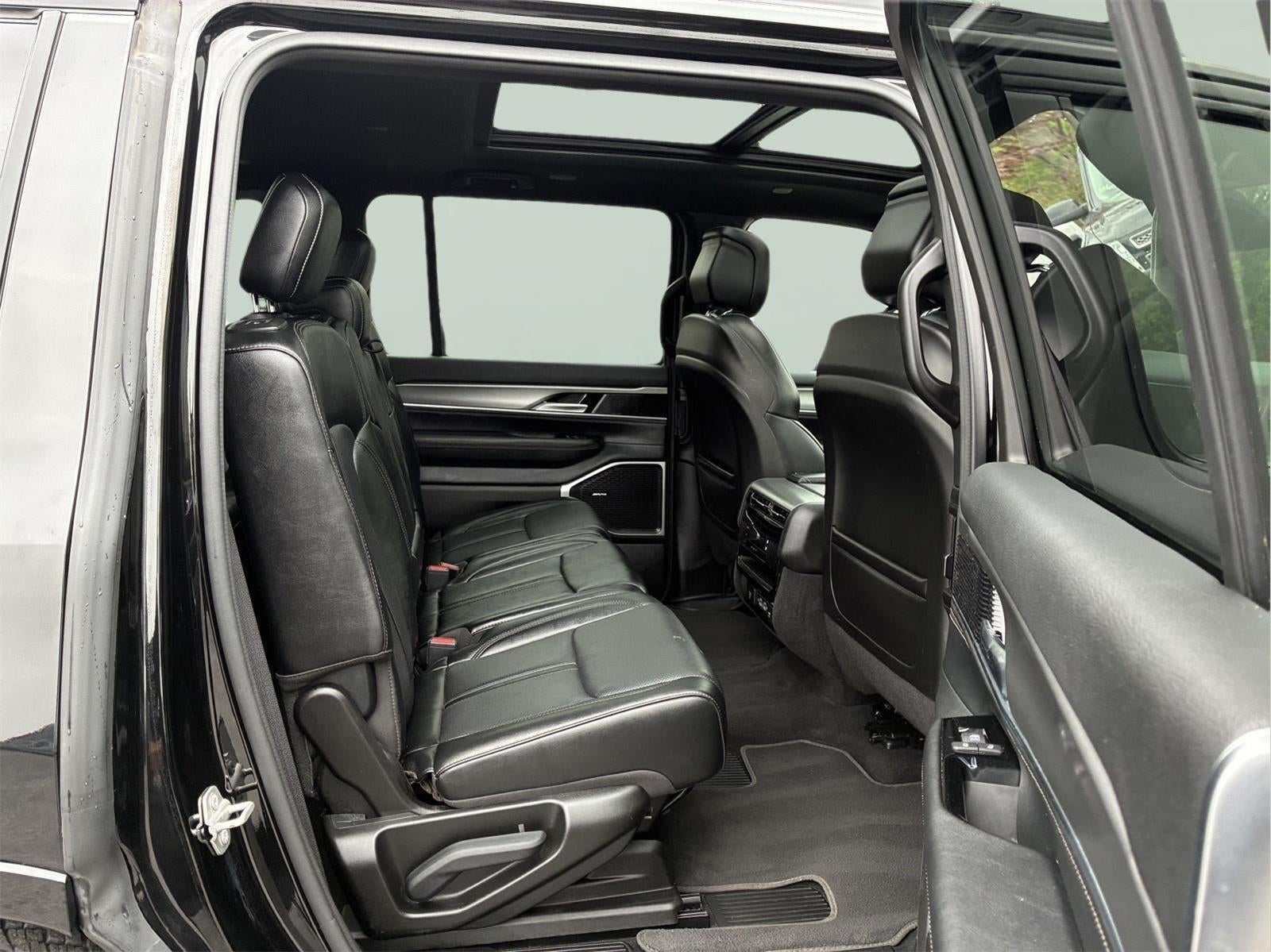 2024 Jeep Wagoneer Series II Carbide