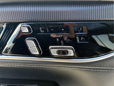 2022 Jeep Grand Wagoneer Series II Obsidian