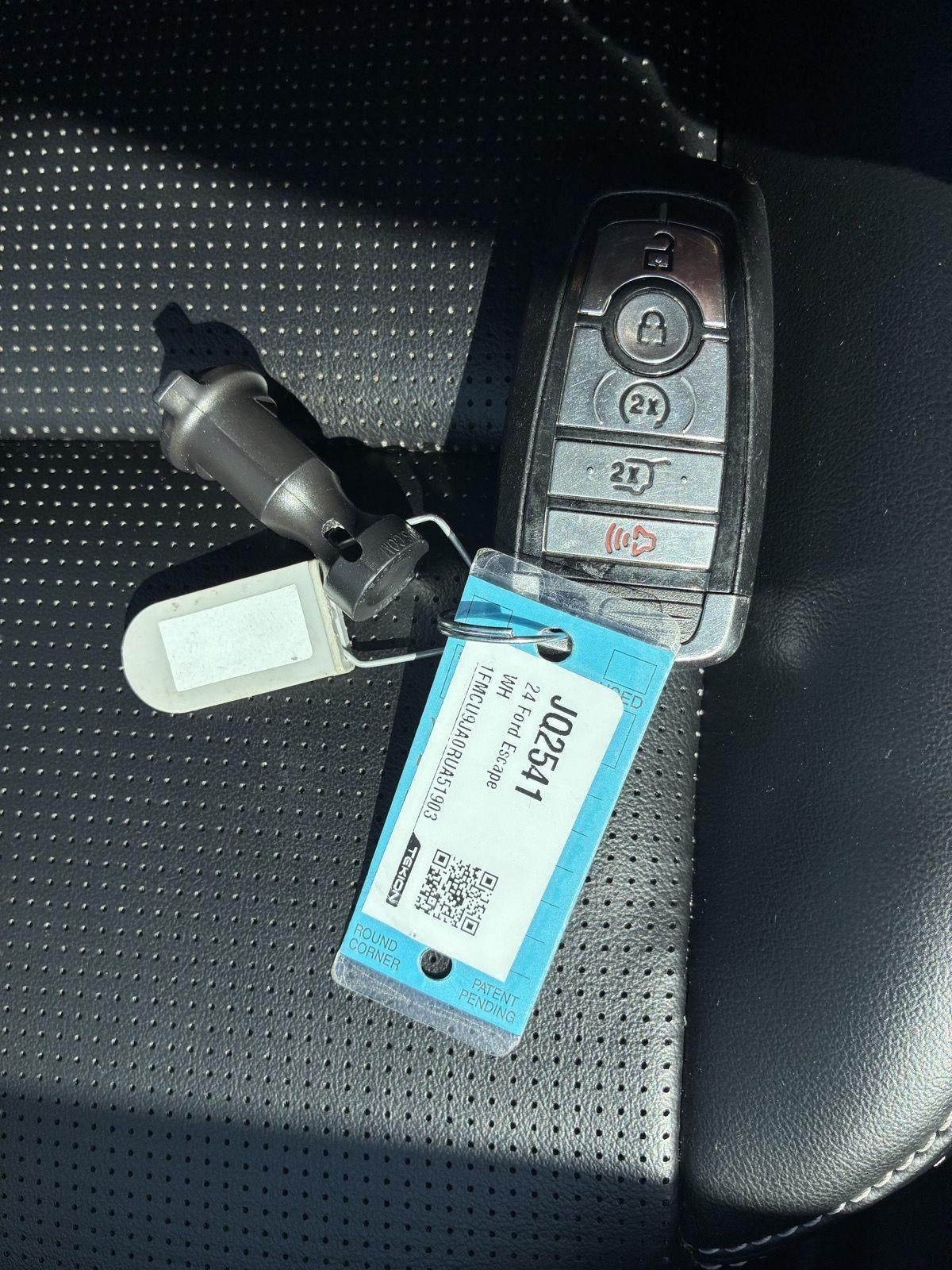 2024 Ford Escape Platinum