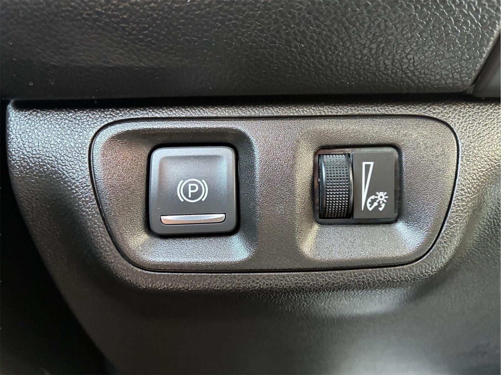 2022 GMC Acadia AT4