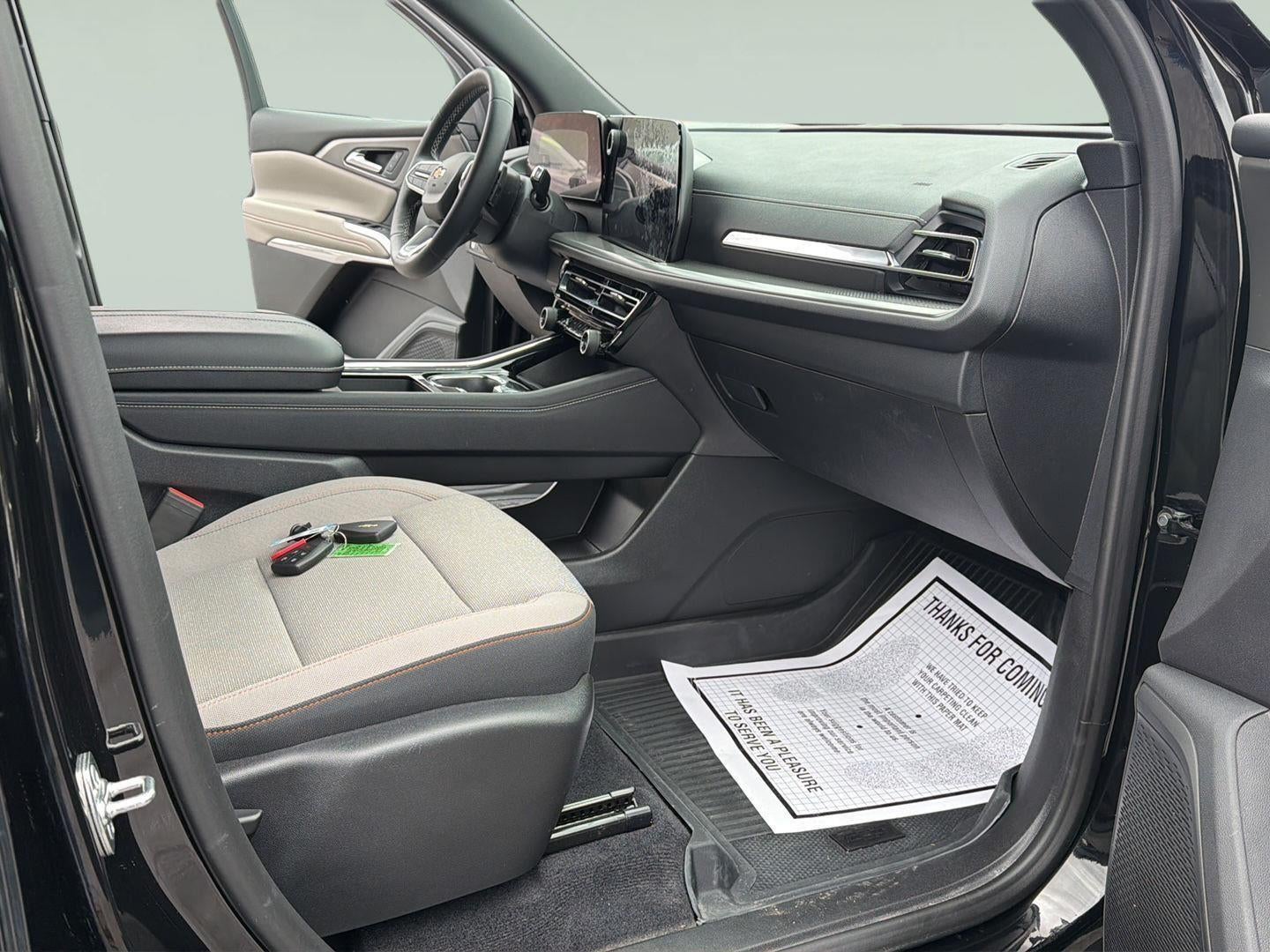 2026 Chevrolet Traverse AWD LT