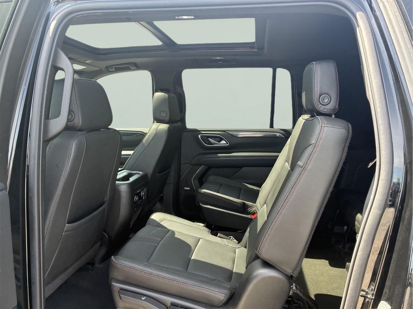 2022 Chevrolet Suburban RST