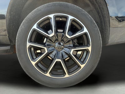 2022 Chevrolet Suburban RST