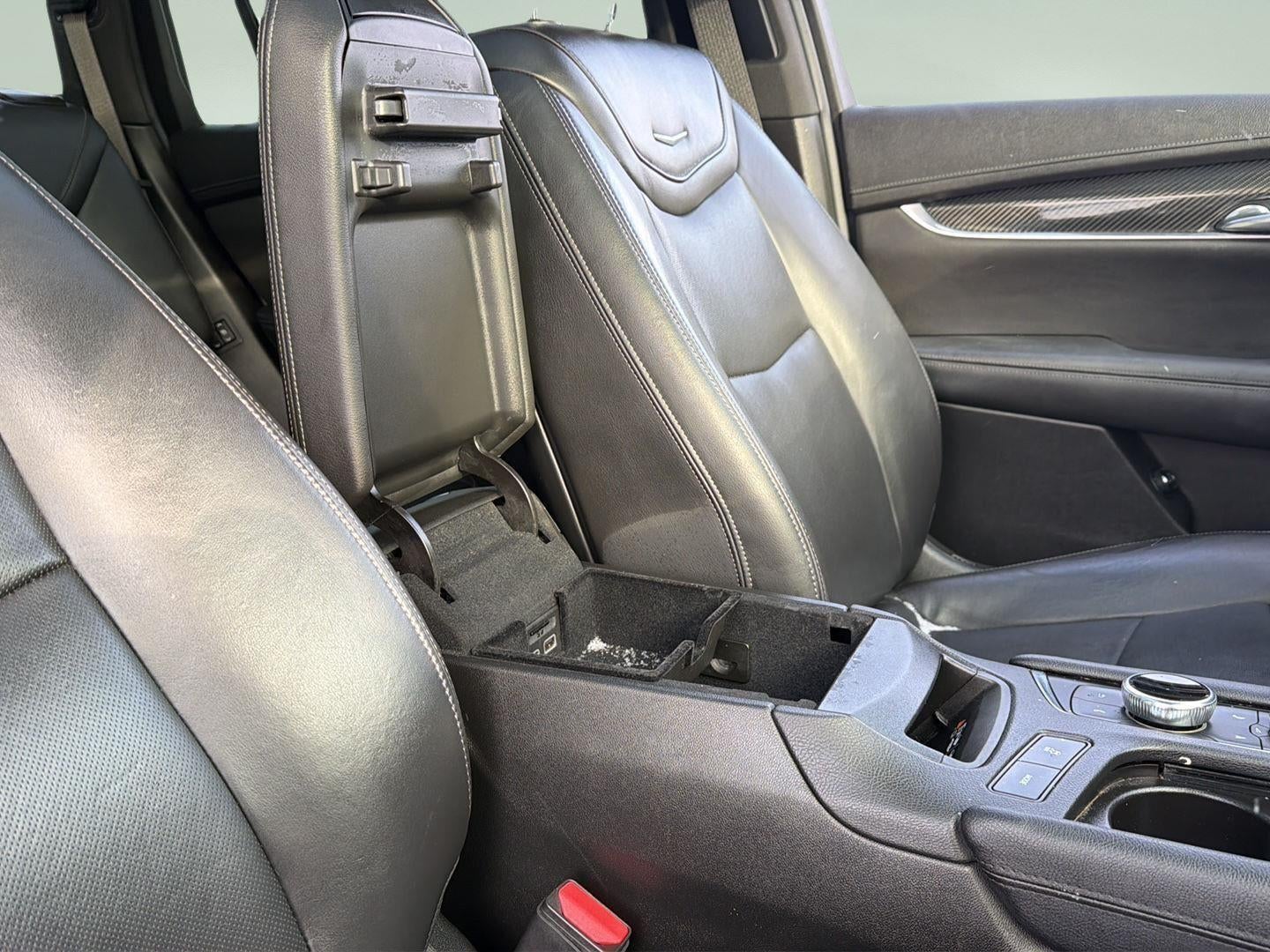 2022 Cadillac XT6 Sport