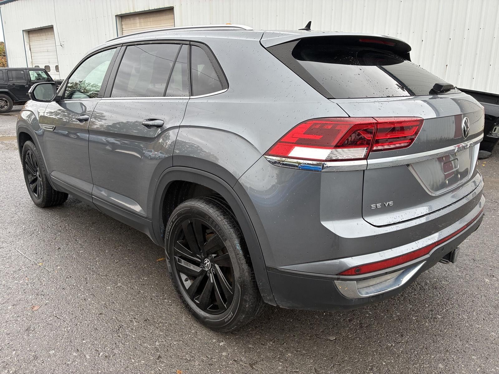2022 Volkswagen Atlas Cross Sport 3.6L V6 SE w/Technology