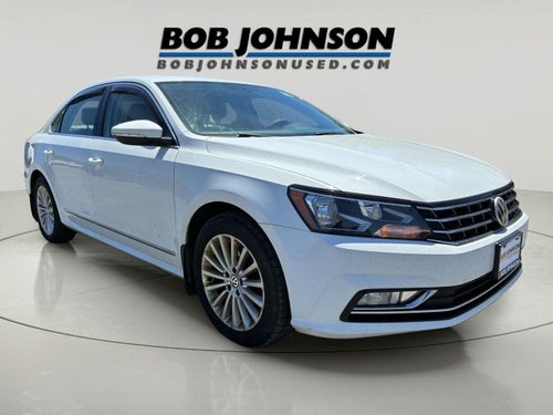 2016 Volkswagen Passat 1.8T SE w/Technology